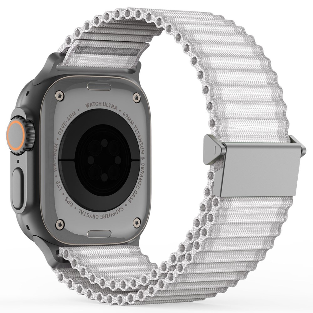 Active Nylon Reim Apple Watch Series 8 45mm hvit